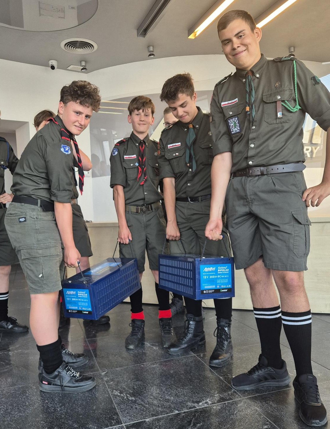 Akumulatory bipolarne pomogą mieleckim harcerzom